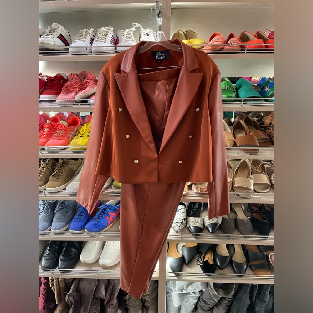 Pleather Set with bodysuit, leggings and jacket - Picture 2 of 10